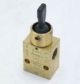 humphrey-valve-4-way-toggle-3-position-spring-return-detented
