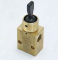 humphrey-valve-4-way-toggle-3-position-spring-return